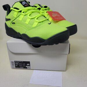 NIKE SB DARWIN LOW Supreme VOLT Men's Size 10.5 FQ3000-700